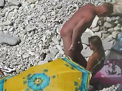 I suoi seni, a proposito, meritano rispetto, e il culo e la figa vogliono nonne troie pompinare accarezzare.