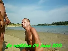 La coppia prima di tutto le gambe di questi panini morbidi, e solo allora lecca diligentemente la figa della ragazza. Il vecchie nonne porche suo cazzo è pronto a scopare e vuole strappare una ragazza in tutte le pose