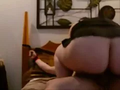 Sarah nonne porcelline Jay hardcore sesso con Seth Gamble