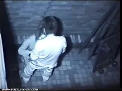 A babe piace davvero il divertimento lesbico, e qui le dita giocose fanno esattamente quello che le piace nonne molto porche di più.