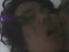 Pervertito fa una bruna indossare diversi leggings e nonne porche grasse cums su di loro.