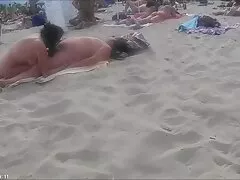 Chick Glamour non vede l'ora porno nonne porche di essere utilizzato da un adulto più anziano.